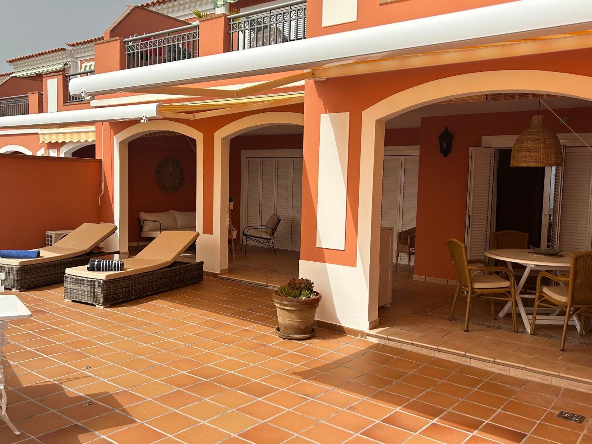 Playa Del Duque-Amazing Views 2 Bedroom Costa Adeje  Esterno foto